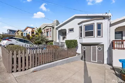 266 Staples Ave, San Francisco, CA 94112 photo 3