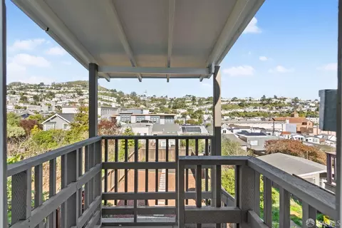 266 Staples Ave, San Francisco, CA 94112 photo 33