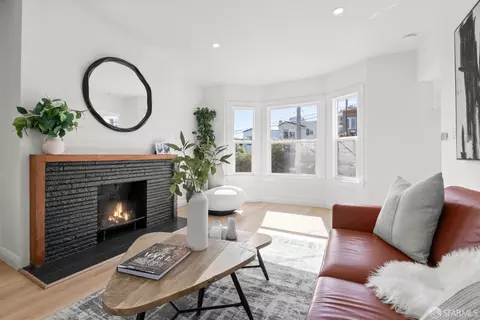 266 Staples Ave, San Francisco, CA 94112 photo 8