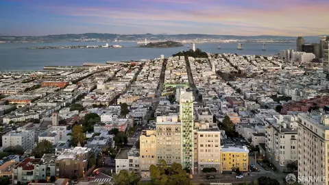 View/Area - 2222 Hyde St #2, San Francisco, CA 94109 photo 6 of 8