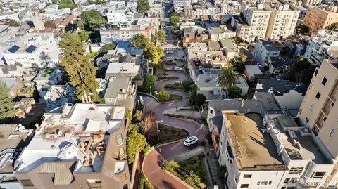 View/Area - 2222 Hyde St #2, San Francisco, CA 94109 photo 8 of 8