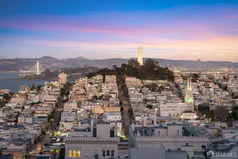 2222 Hyde St #2, San Francisco, CA 94109