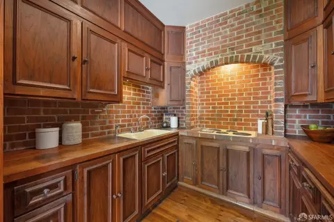 Kitchen - 2 Montclair Ter, San Francisco, CA 94109 photo 1 of 4