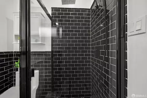 Bath - 2625 N Kavanagh Rd, San Pablo, CA 94806 photo 2 of 11