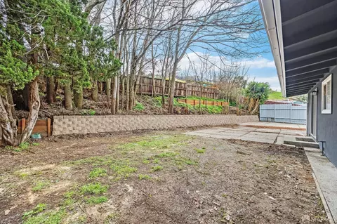 Exterior - 2625 N Kavanagh Rd, San Pablo, CA 94806 photo 7 of 9
