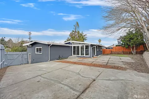 Exterior - 2625 N Kavanagh Rd, San Pablo, CA 94806 photo 3 of 9