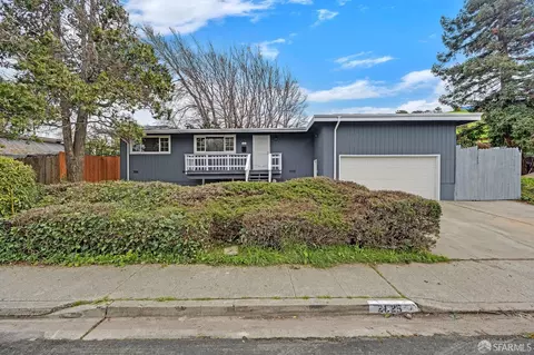 Exterior - 2625 N Kavanagh Rd, San Pablo, CA 94806 photo 5 of 9