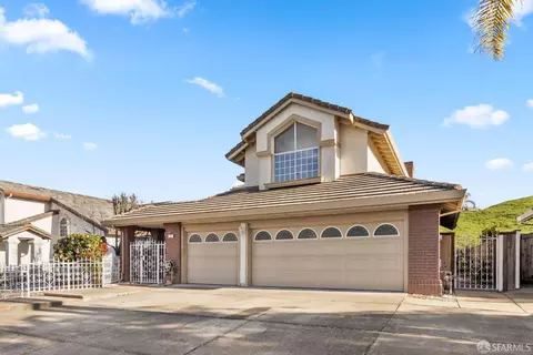 Exterior - 127 Halsey Ct, Hercules, CA 94547 photo 3 of 3