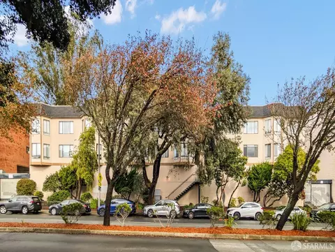 370 Monterey Blvd #311, San Francisco, CA 94131