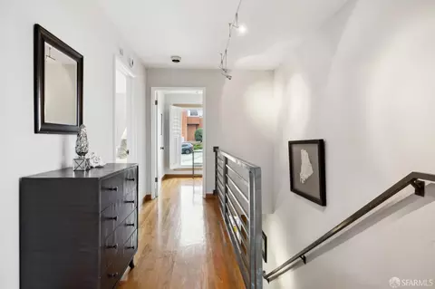 Entry Way - 25 Jade Pl, San Francisco, CA 94131 photo 4 of 10