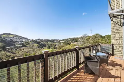 Exterior - 25 Jade Pl, San Francisco, CA 94131 photo 4 of 10