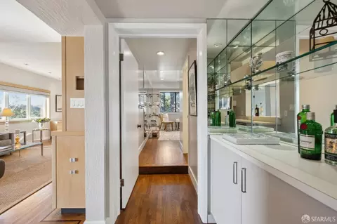 Entry Way - 25 Jade Pl, San Francisco, CA 94131 photo 8 of 10