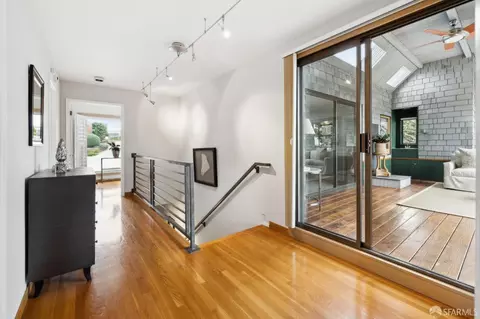 Entry Way - 25 Jade Pl, San Francisco, CA 94131 photo 5 of 10