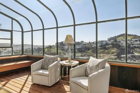 Exterior - 25 Jade Pl, San Francisco, CA 94131 photo 5 of 10