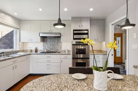 Kitchen - 25 Jade Pl, San Francisco, CA 94131 photo 3 of 7