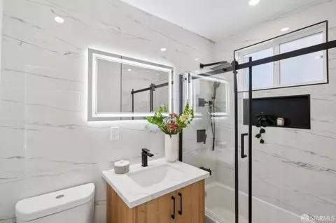 Bath - 147 Gladeview Way, San Francisco, CA 94131 photo 1 of 1