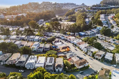 View/Area - 147 Gladeview Way, San Francisco, CA 94131 photo 1 of 1