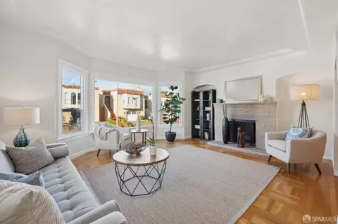 Living - 136 Benton Ave, San Francisco, CA 94112 photo 2 of 4