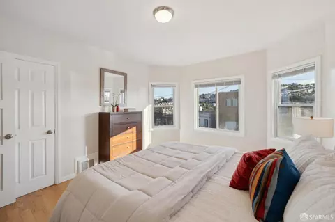 Bedroom - 136 Benton Ave, San Francisco, CA 94112 photo 4 of 6