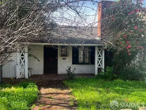 7535 Outlook Ave, Oakland, CA 94605