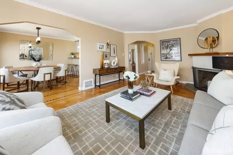 Living - 33 Arnold Ave, San Francisco, CA 94110 photo 3 of 6