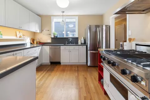 Kitchen - 33 Arnold Ave, San Francisco, CA 94110 photo 1 of 4