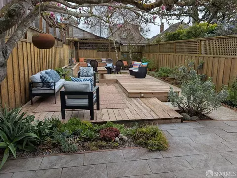 Exterior - 33 Arnold Ave, San Francisco, CA 94110 photo 4 of 5