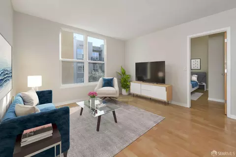 Living - 5800 3rd St #1303, San Francisco, CA 94124 photo 1 of 7