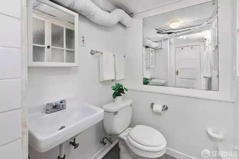 Bath - 170 26th Ave, San Francisco, CA 94121 photo 5 of 6