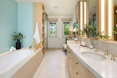 Bath - 2050 Jackson St, San Francisco, CA 94109 photo 1 of 2