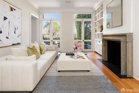Living - 2050 Jackson St, San Francisco, CA 94109 photo 8 of 9