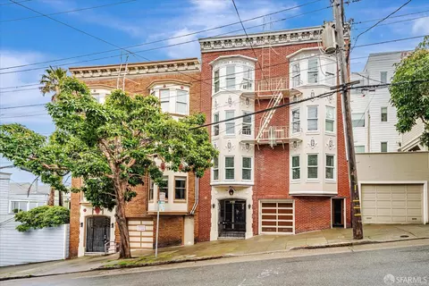 930 Scott St #2, San Francisco, CA 94115
