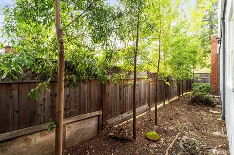 Exterior - 2649 Dana St, Berkeley, CA 94704 photo 5 of 10