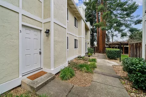 1140 Detroit Ave #3, Concord, CA 94520
