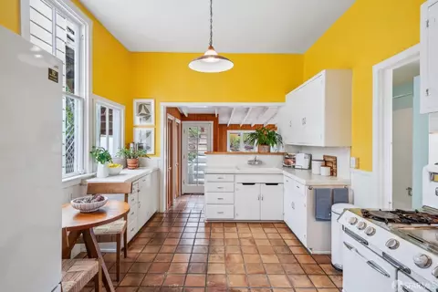 Kitchen - 474 29th St, San Francisco, CA 94131 photo 1 of 8