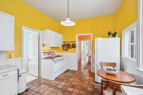 Kitchen - 474 29th St, San Francisco, CA 94131 photo 8 of 8