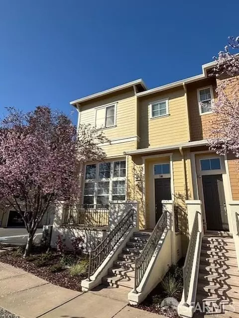 201 Pender Ln, Redwood City, CA 94065