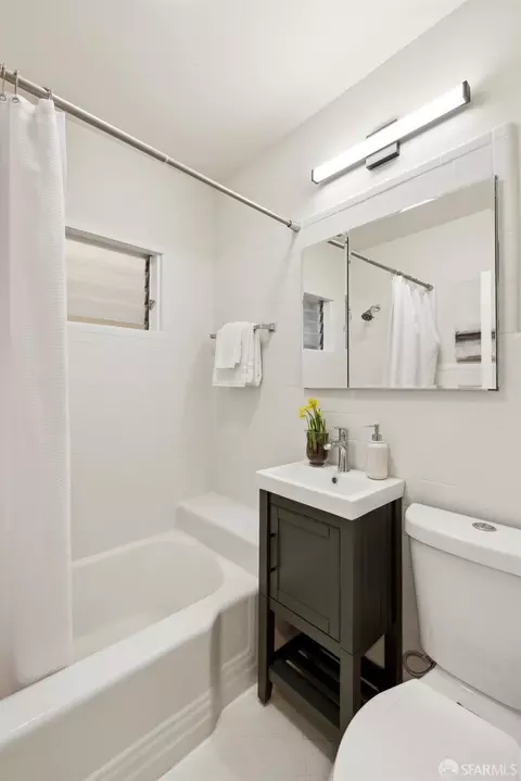 Bath - 68 Otsego Ave, San Francisco, CA 94112 photo 2 of 5