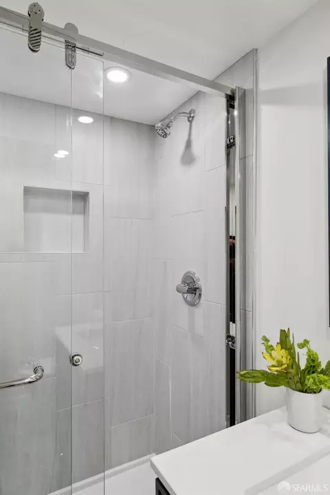 Bath - 68 Otsego Ave, San Francisco, CA 94112 photo 5 of 5