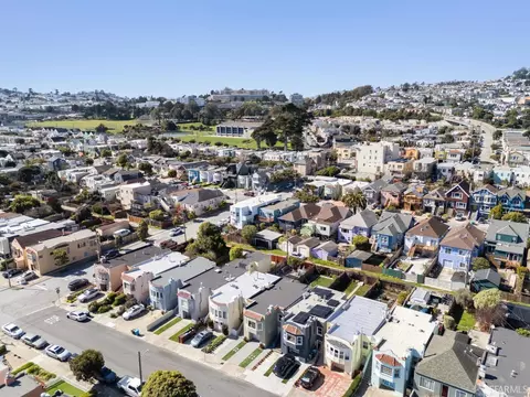 View/Area - 68 Otsego Ave, San Francisco, CA 94112 photo 2 of 7