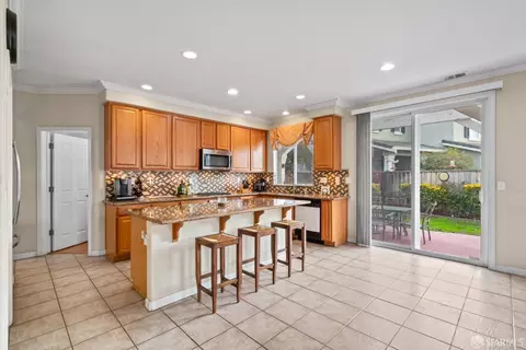 Kitchen - 11 Hamilton Ct, Oakley, CA 94561 photo 2 of 6