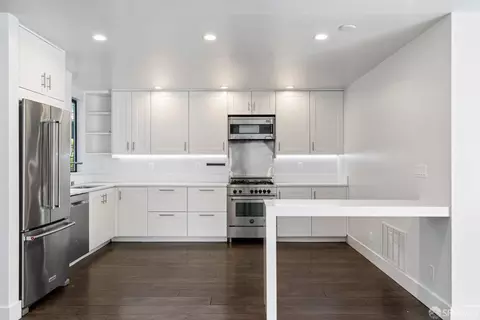 Kitchen - 138 Lower Ter, San Francisco, CA 94114 photo 6 of 7