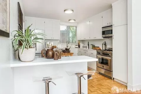 Kitchen - 138 Lower Ter, San Francisco, CA 94114 photo 4 of 7