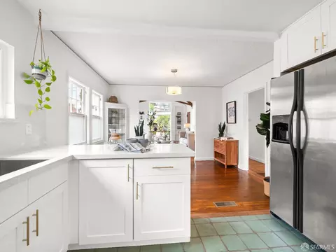 Kitchen - 1821 E 23rd St, Oakland, CA 94606 photo 5 of 5