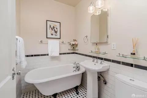 4234 Ulloa St, San Francisco, CA 94116 photo 22