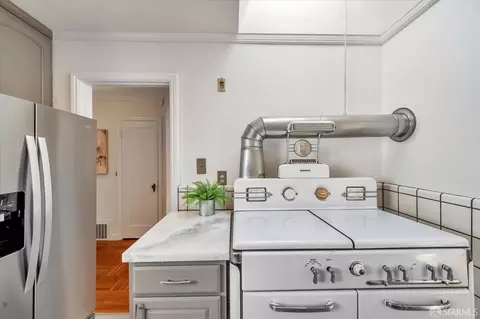 Kitchen - 1758 32nd Ave, San Francisco, CA 94122 photo 5 of 5