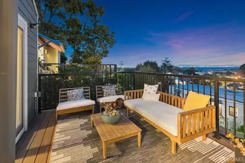 40 Solano St, Brisbane, CA 94005