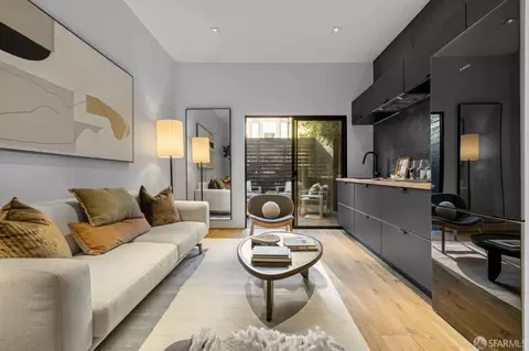 Living - 7 Sumner St, San Francisco, CA 94103 photo 11 of 12