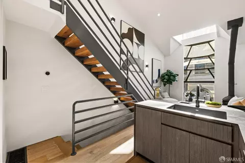 Other - 7 Sumner St, San Francisco, CA 94103 photo 2 of 7
