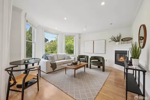 Living - 3953 24th St #3, San Francisco, CA 94114 photo 2 of 5